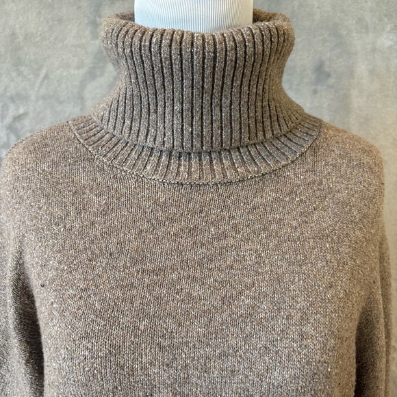Old Navy SoSoft Cozy Cabincore Turtleneck Sweater Wmn’s Sz S - Picture 2 of 11